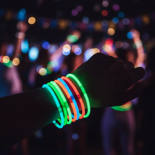 100 Pulseras Fluor Fiestas Neon Tik Tok Decoracion Brillante Varios