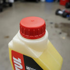 Refrigerante Motocool Expert 1l Motul Hybrid Tech  Amarillo