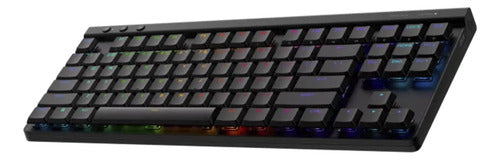 Teclado Gamer Inalambrico Logitech G515 Recargable Luces Negro Inglés Us