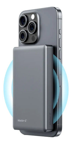 Cargador Power Bank Para iPhone Master-g 10.000mah Magsafe Negro