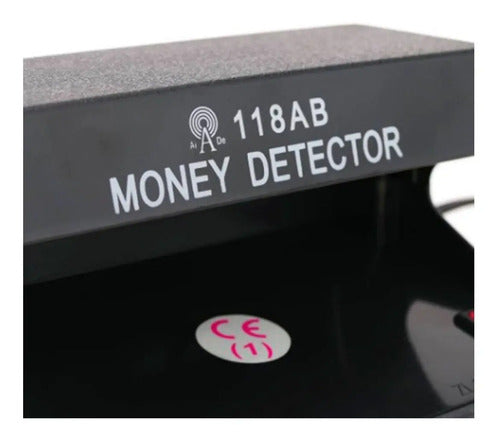 Detector De Billetes Falsos Con Luz Uv A Corriente 220v